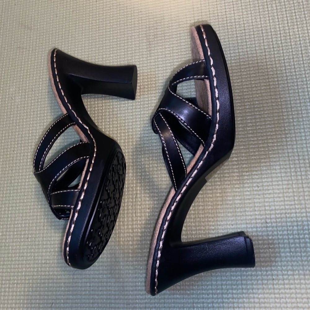 Black mud heels